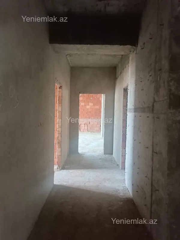 Satılır 3 otaqlı yeni tikili 202 m²