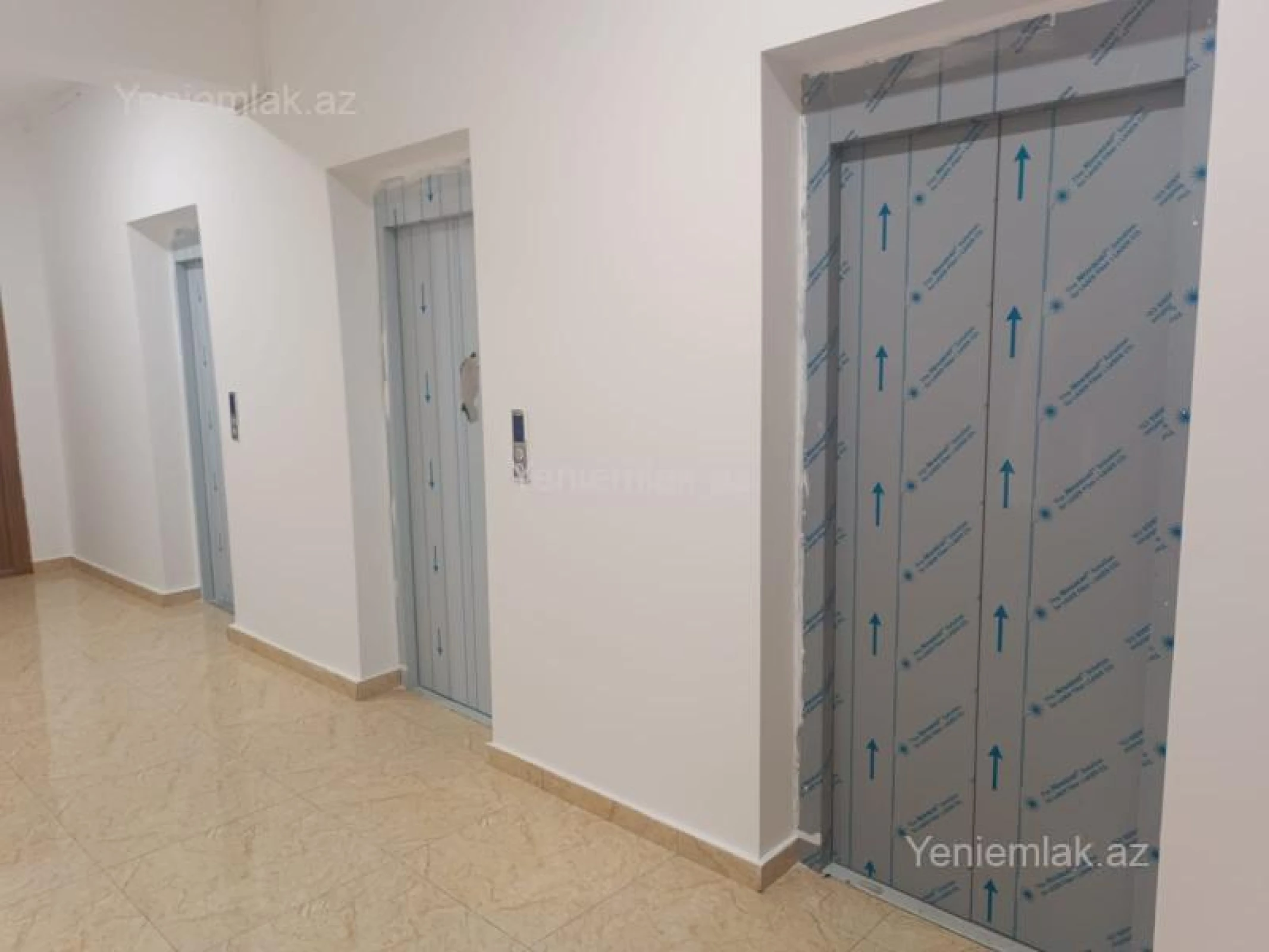 Satılır 3 otaqlı yeni tikili 202 m²