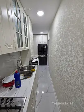 Satılır 3 otaqlı köhnə tikili 70 m²