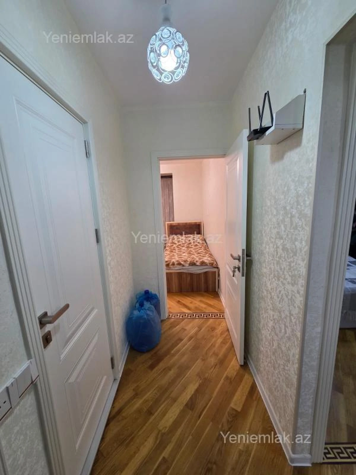 Satılır 3 otaqlı köhnə tikili 70 m²