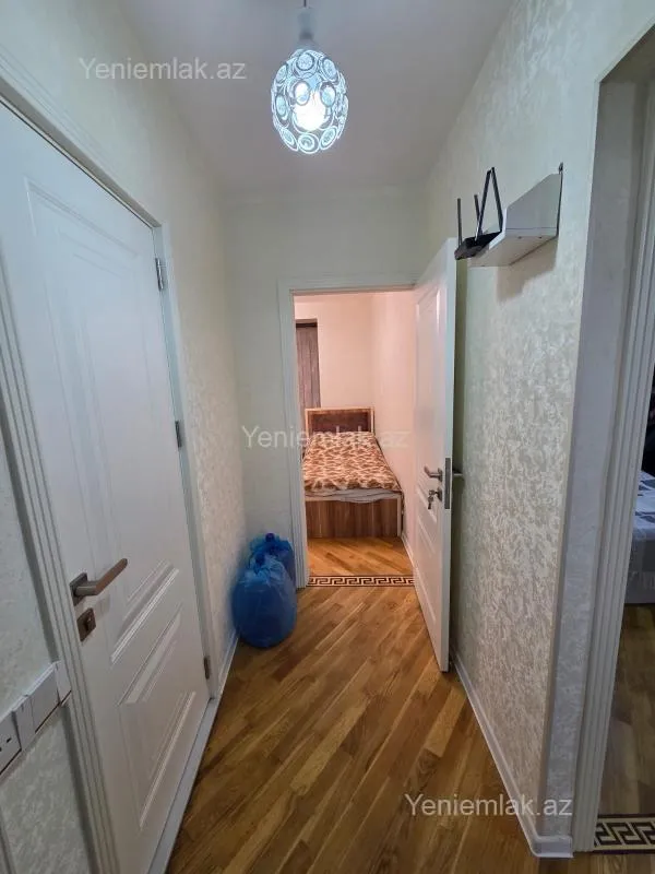Satılır 3 otaqlı köhnə tikili 70 m²