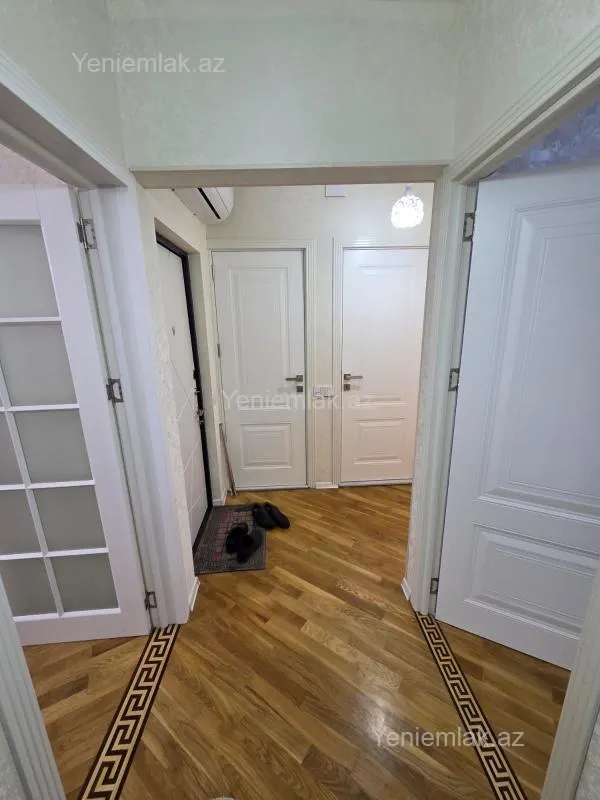 Satılır 3 otaqlı köhnə tikili 70 m²