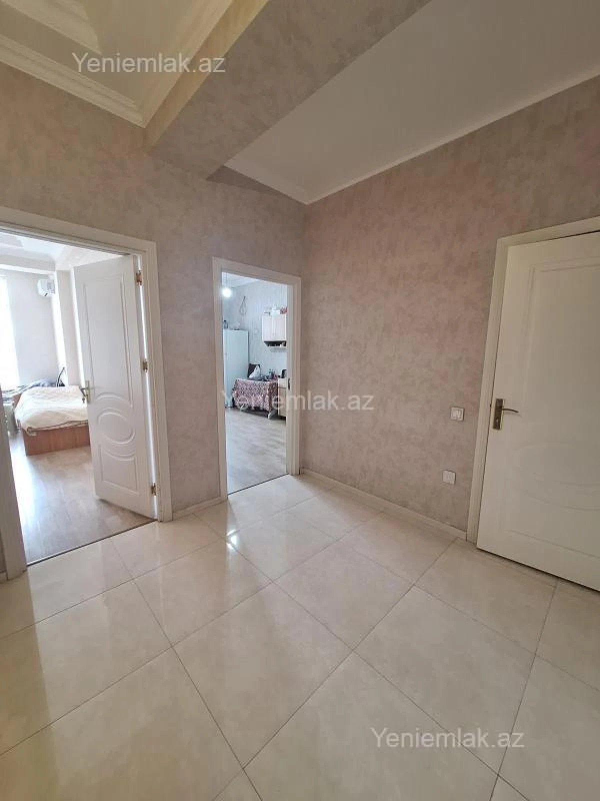 Satılır 2 otaqlı yeni tikili 62 m²