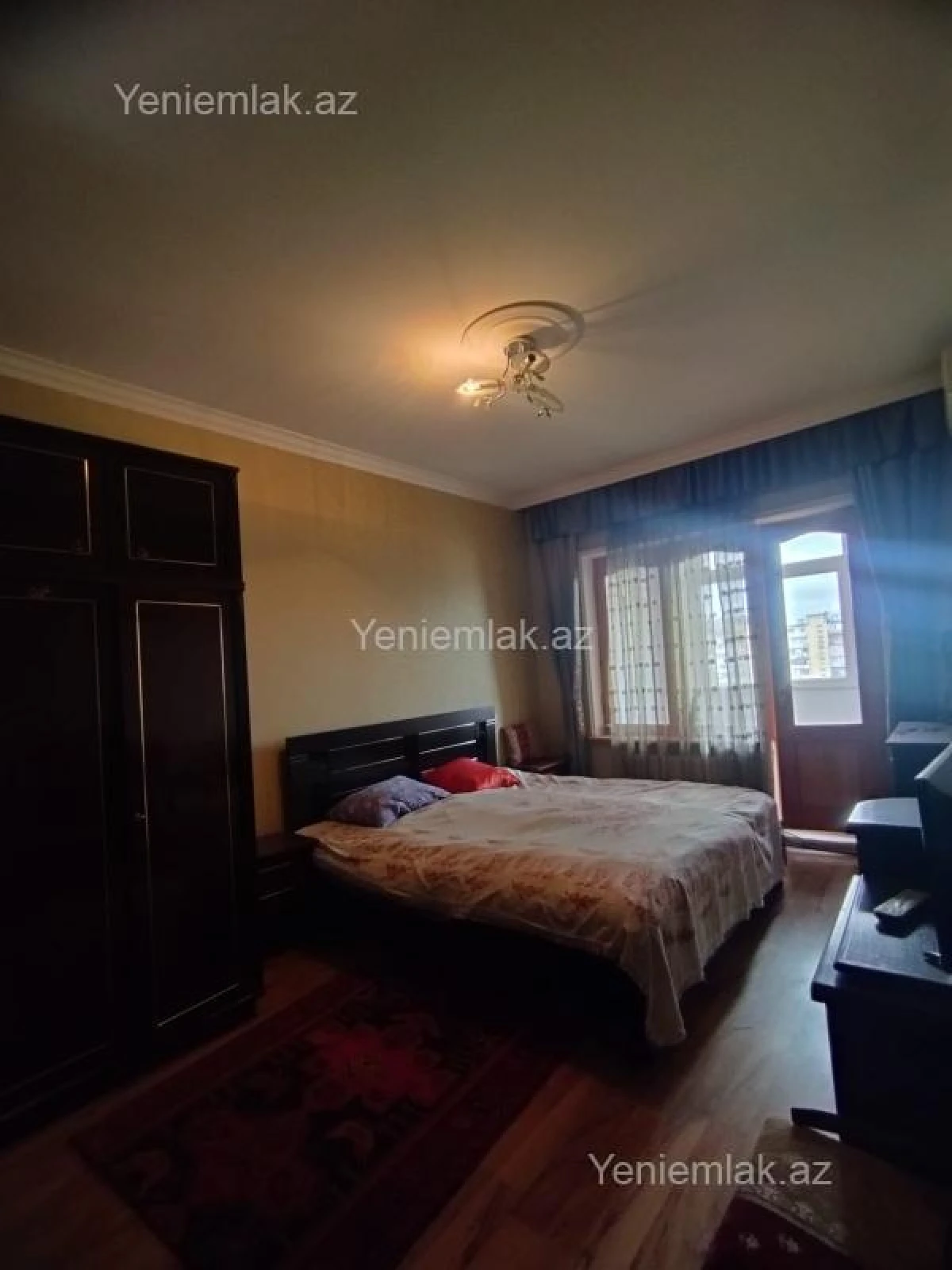 Satılır 5 otaqlı köhnə tikili 110 m²