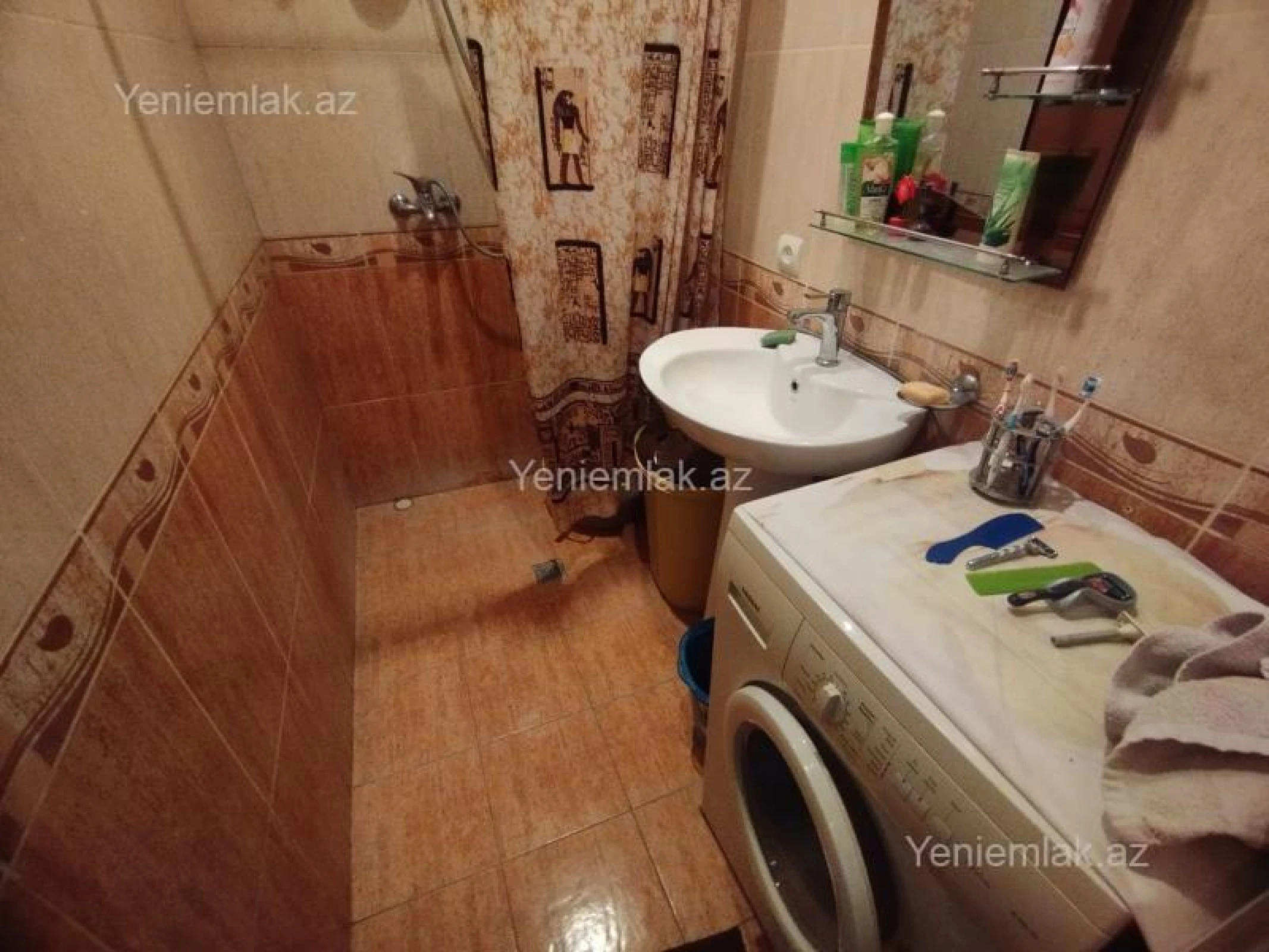 Satılır 5 otaqlı köhnə tikili 110 m²