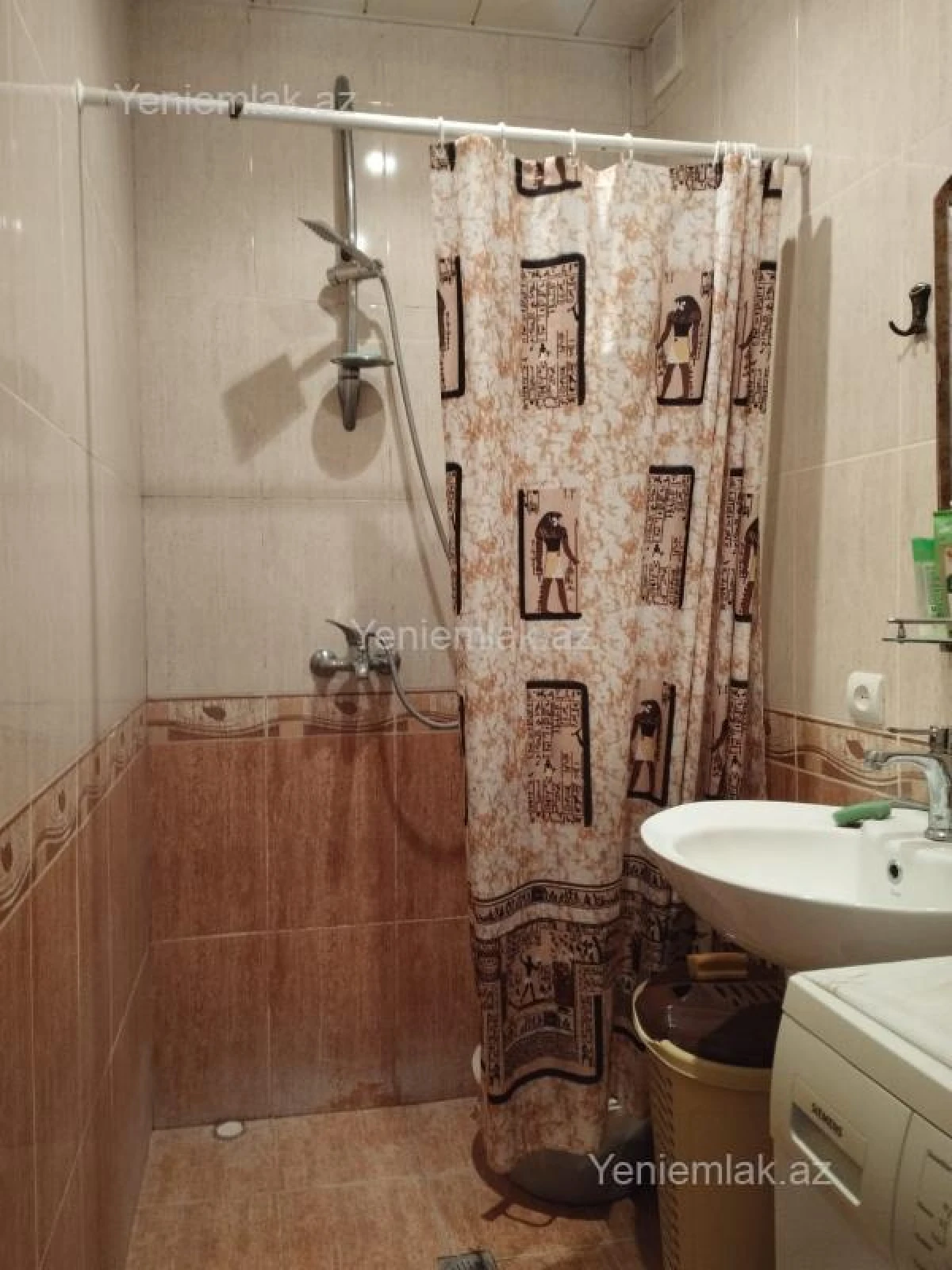 Satılır 5 otaqlı köhnə tikili 110 m²