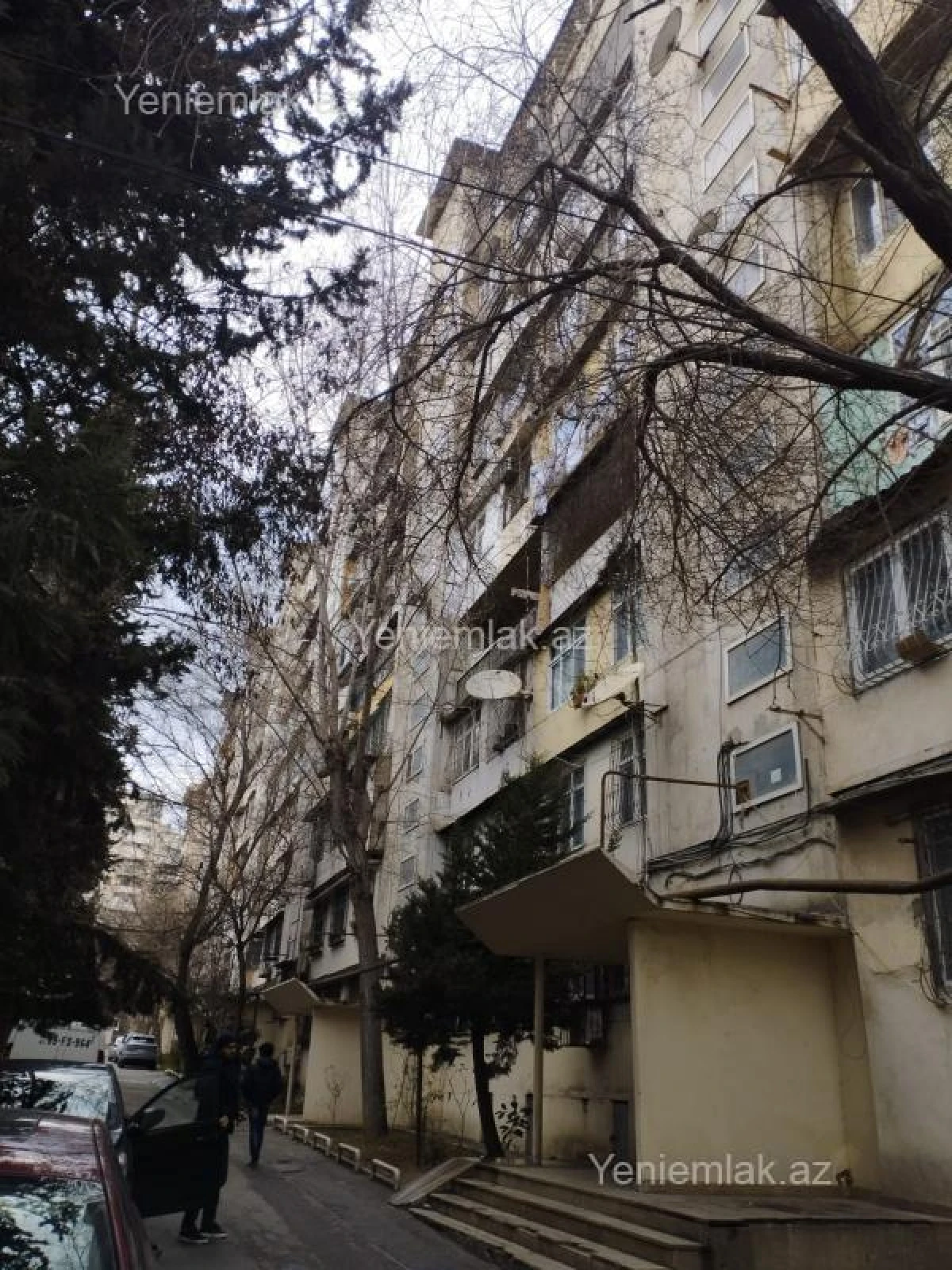 Satılır 5 otaqlı köhnə tikili 110 m²