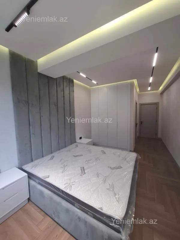 Satılır 4 otaqlı yeni tikili 145 m²