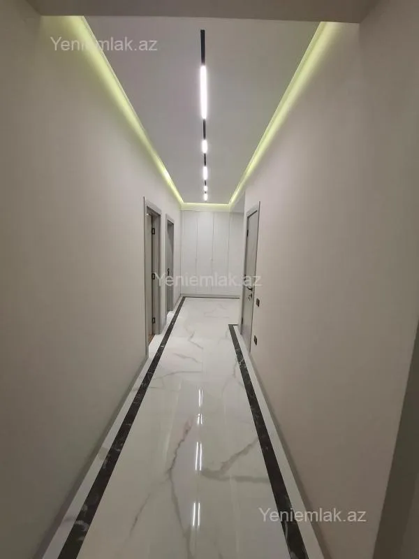 Satılır 4 otaqlı yeni tikili 145 m²