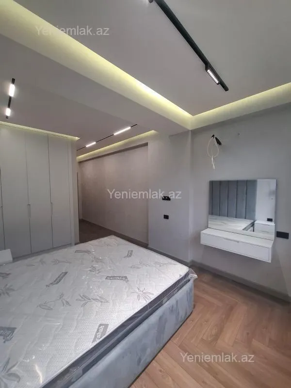 Satılır 4 otaqlı yeni tikili 145 m²