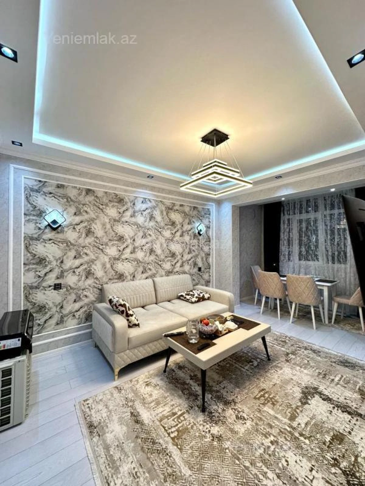 Satılır 2 otaqlı köhnə tikili 69 m²