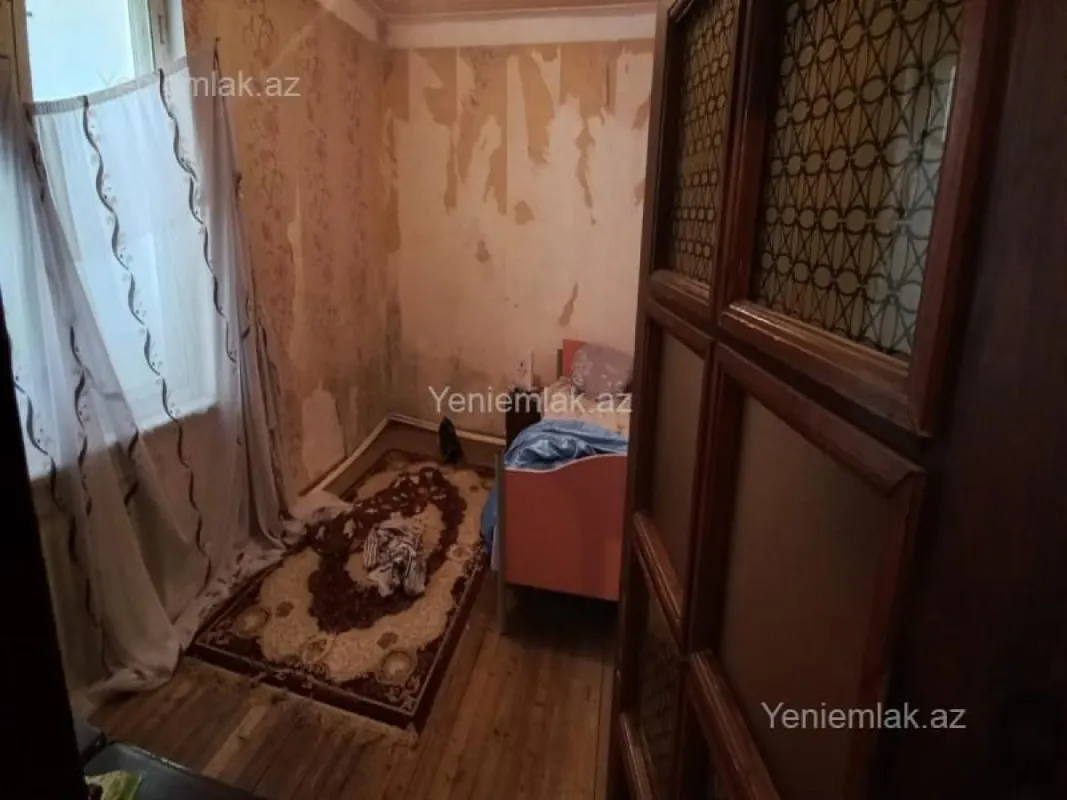 Satılır 3 otaqlı köhnə tikili 65 m²