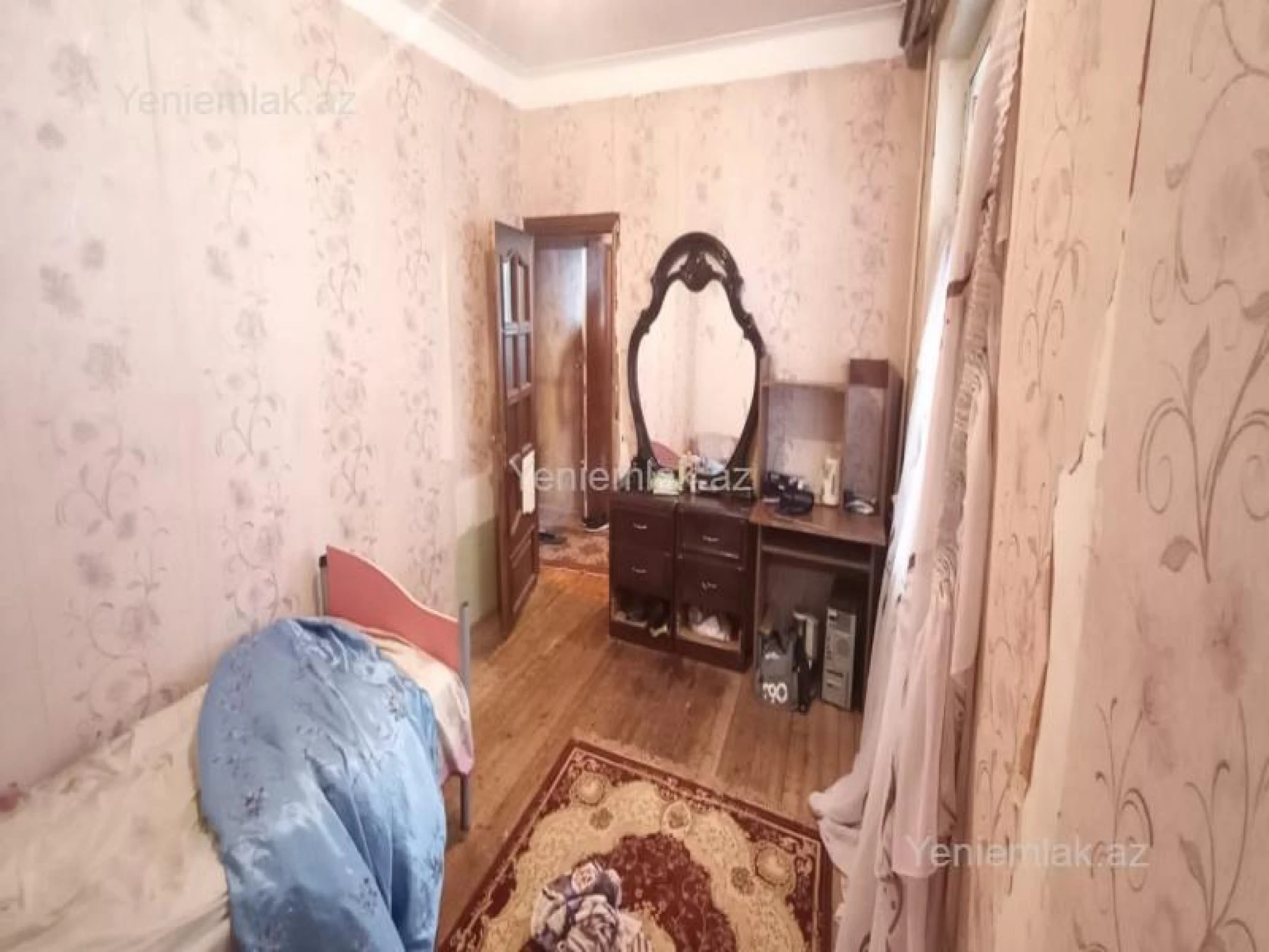 Satılır 3 otaqlı köhnə tikili 65 m²
