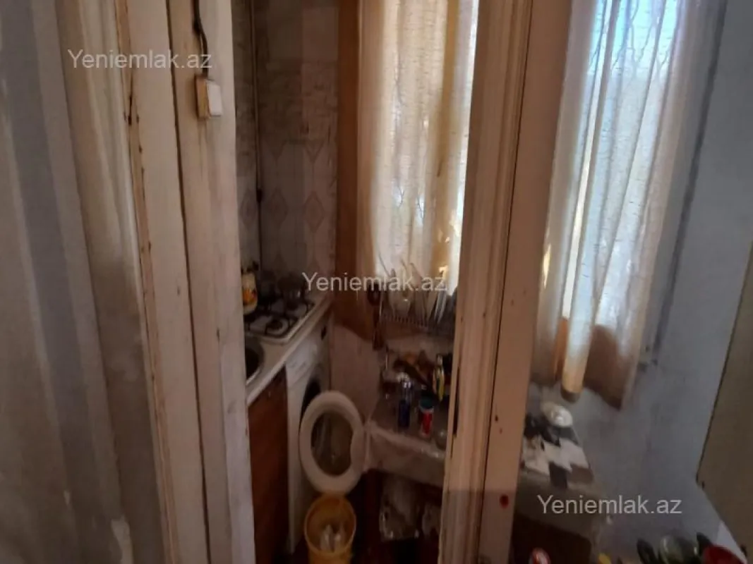 Satılır 3 otaqlı köhnə tikili 65 m²