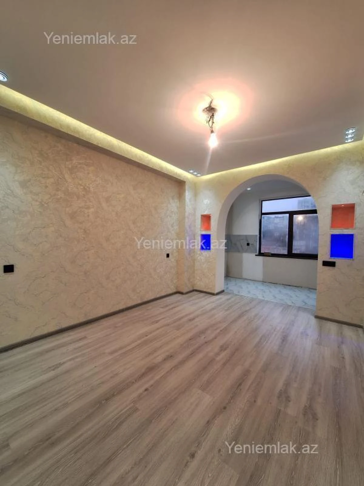Satılır 2 otaqlı yeni tikili 66 m²