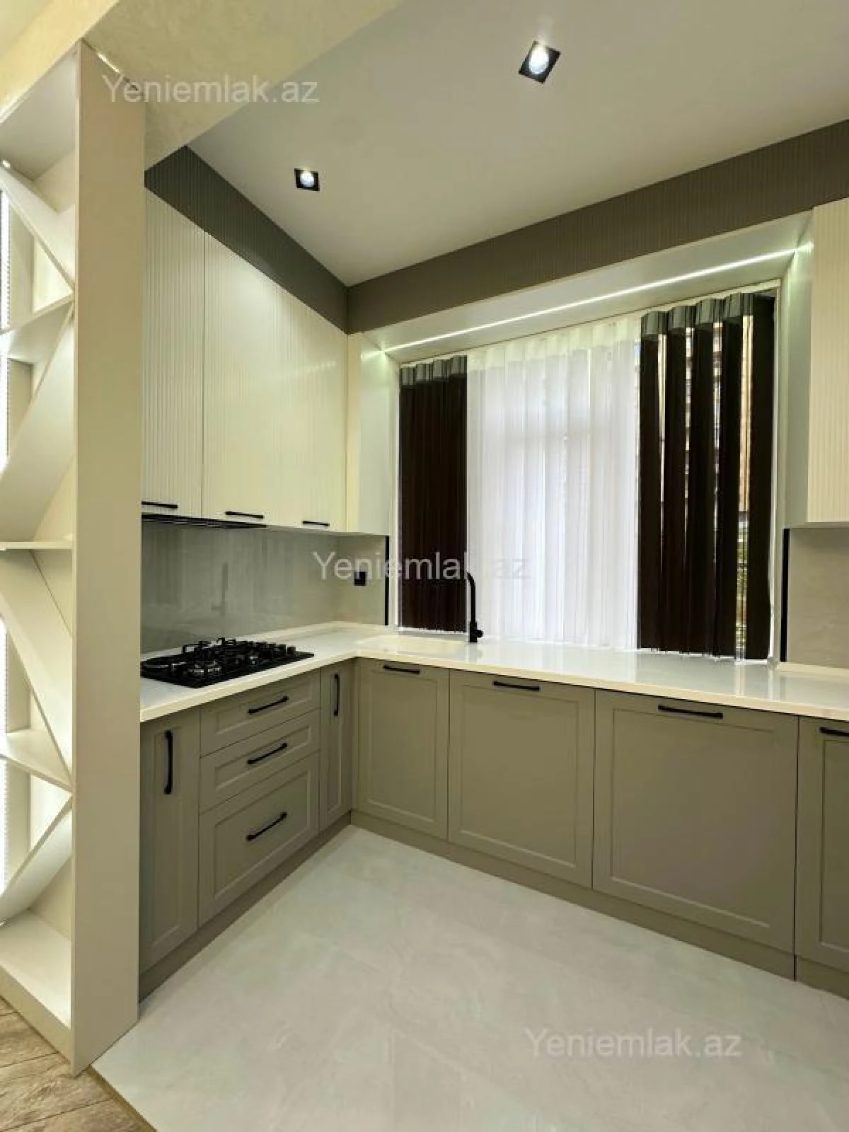 Satılır 3 otaqlı yeni tikili 90 m²