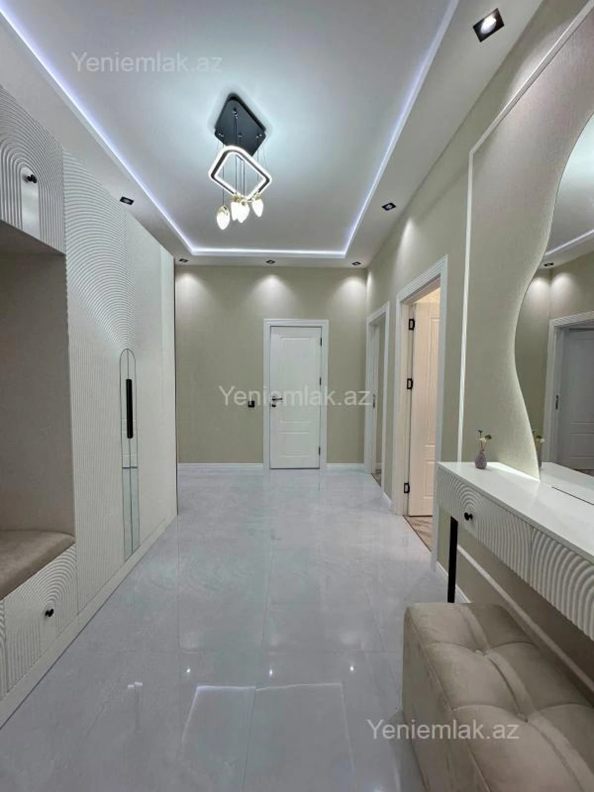 Satılır 3 otaqlı yeni tikili 90 m²