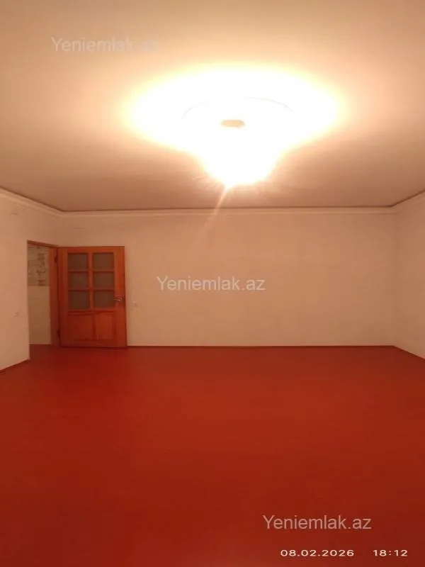 Satılır 1 otaqlı köhnə tikili 38 m²