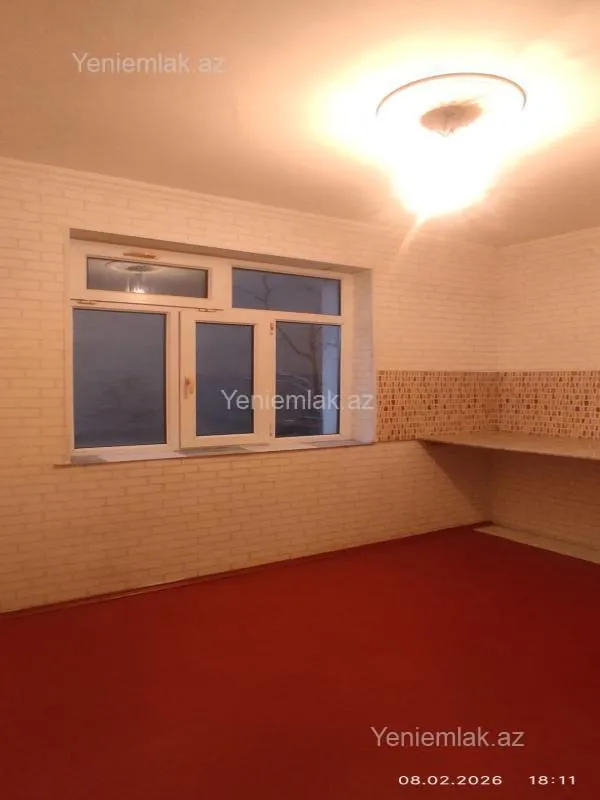 Satılır 1 otaqlı köhnə tikili 38 m²