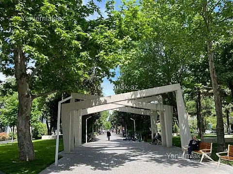 Satılır 2 otaqlı köhnə tikili 55 m²