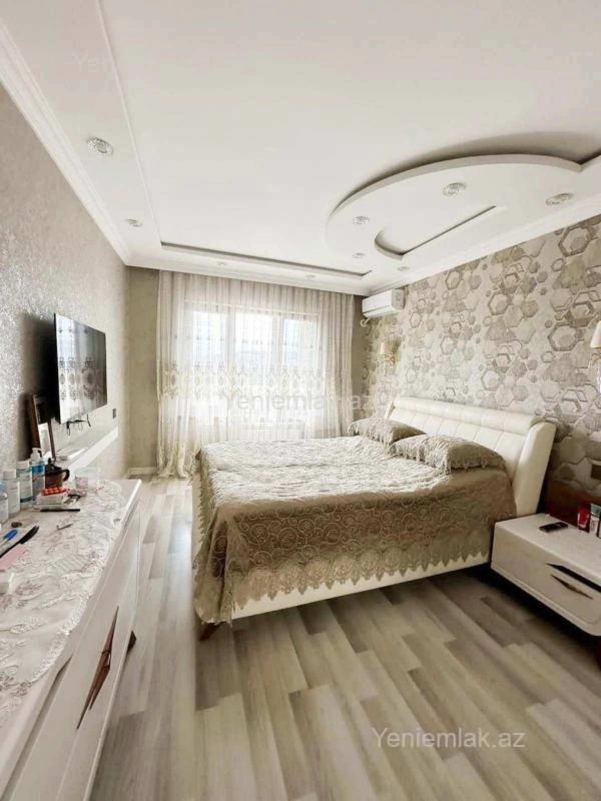 Satılır 3 otaqlı köhnə tikili 80 m²