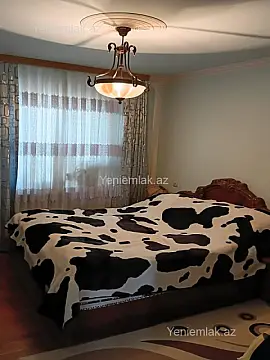 Satılır 3 otaqlı köhnə tikili 80 m²