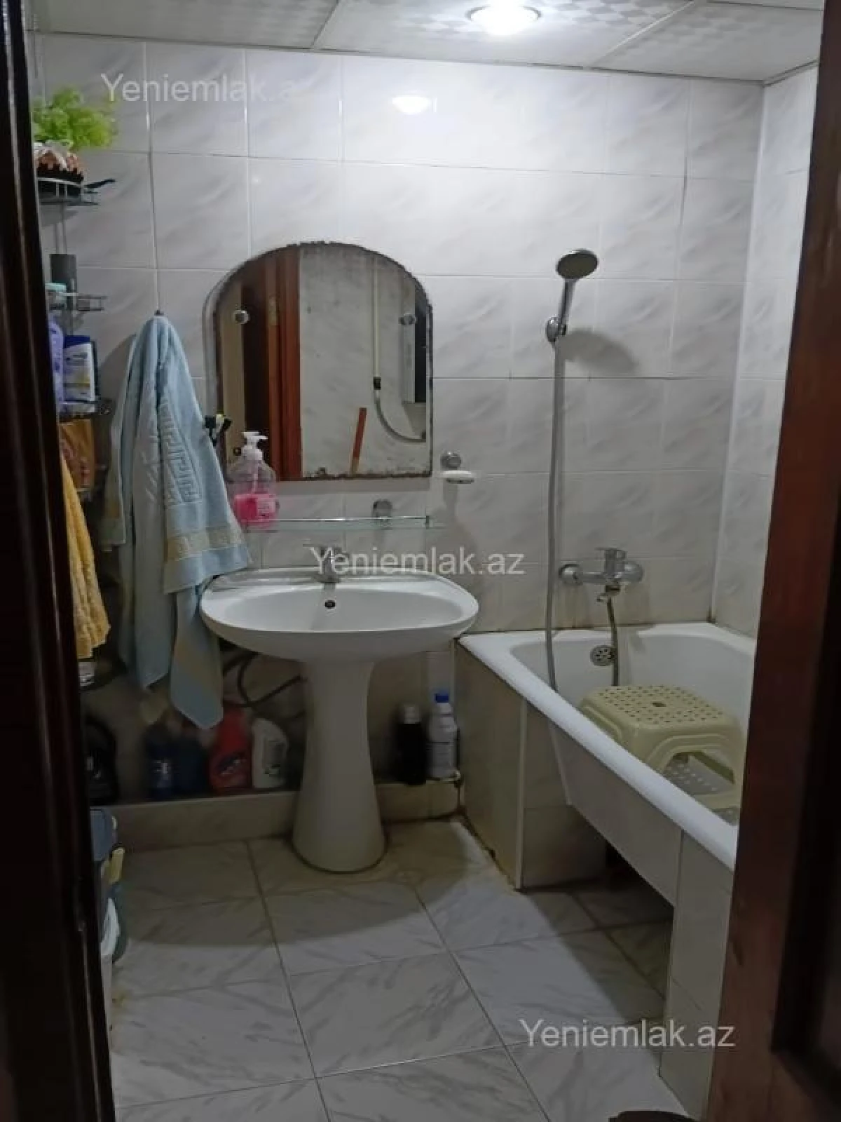 Satılır 3 otaqlı köhnə tikili 80 m²
