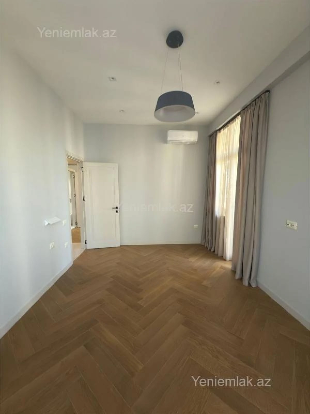 Satılır 3 otaqlı yeni tikili 134 m²