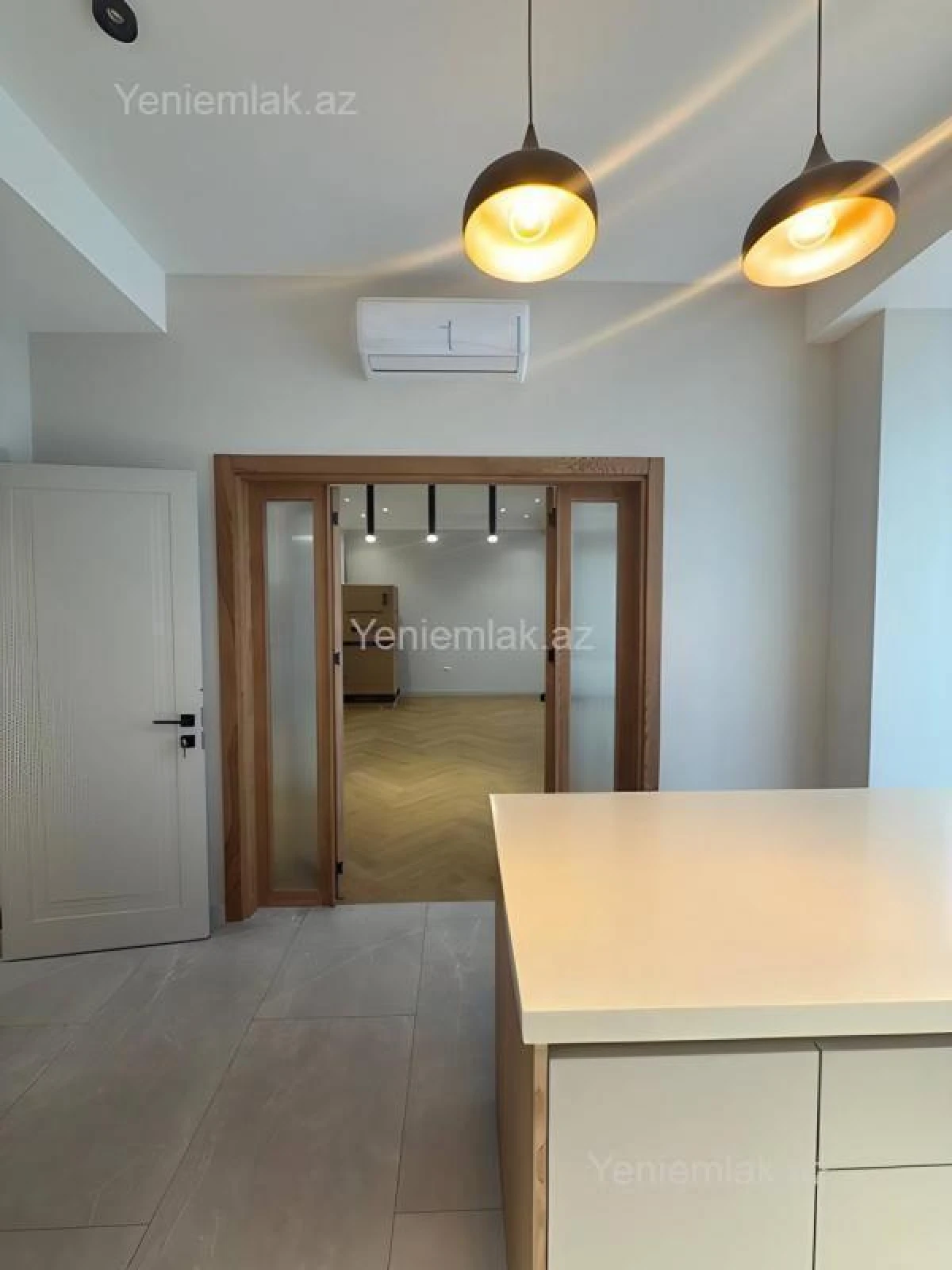 Satılır 3 otaqlı yeni tikili 134 m²
