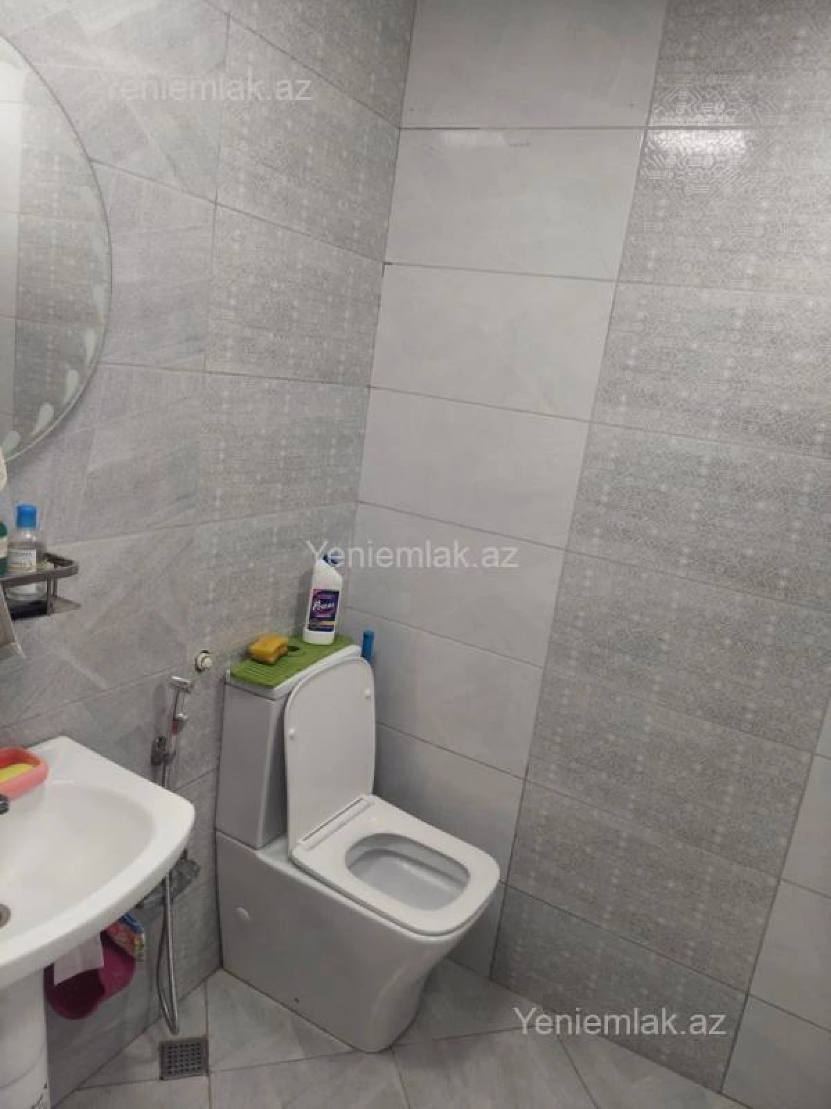 Satılır 2 otaqlı köhnə tikili 60 m²