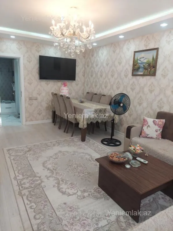Satılır 2 otaqlı köhnə tikili 60 m²