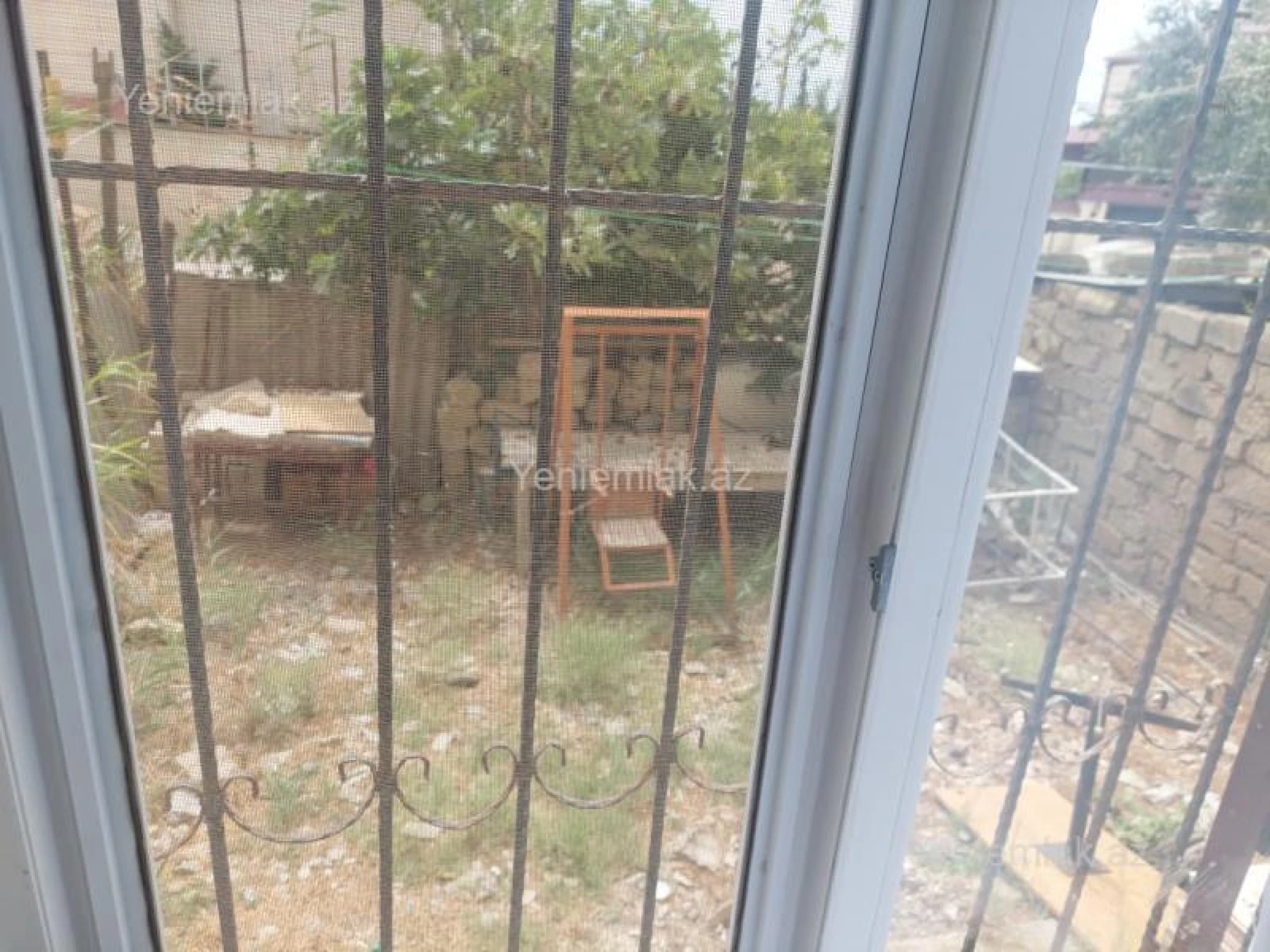 Satılır 2 otaqlı köhnə tikili 60 m²