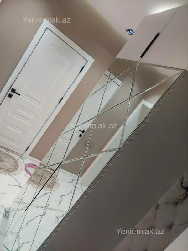 Satılır 2 otaqlı köhnə tikili 60 m²