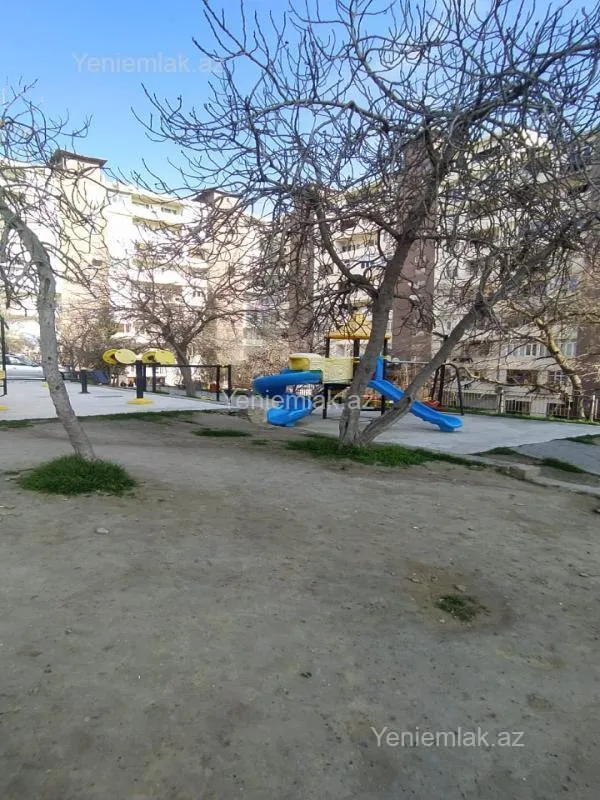 Satılır 2 otaqlı köhnə tikili 63 m²