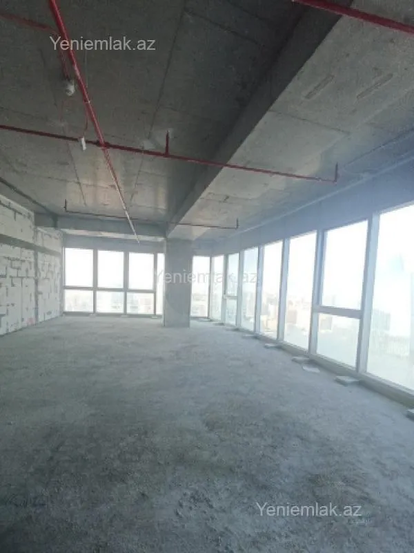 Satılır 3 otaqlı yeni tikili 140 m²