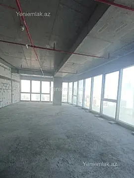 Satılır 3 otaqlı yeni tikili 140 m²