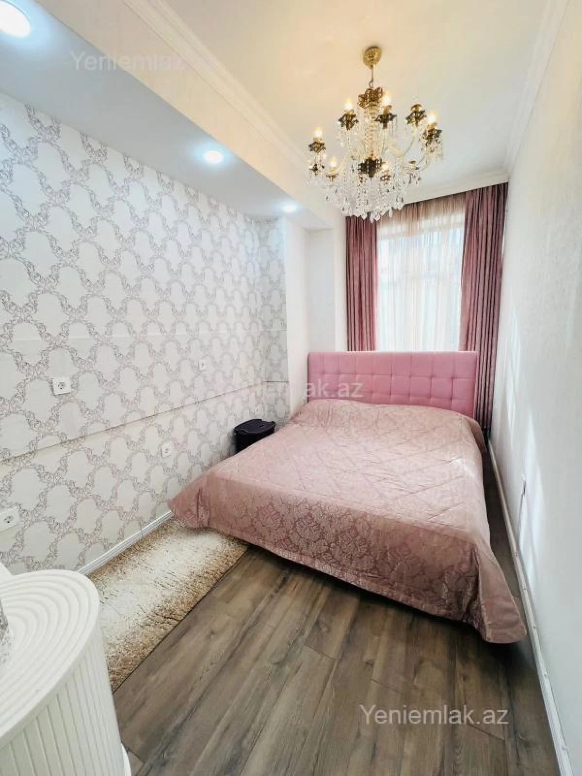 Satılır 3 otaqlı yeni tikili 80 m²