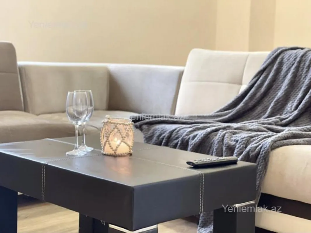 Satılır 1 otaqlı köhnə tikili 50 m²