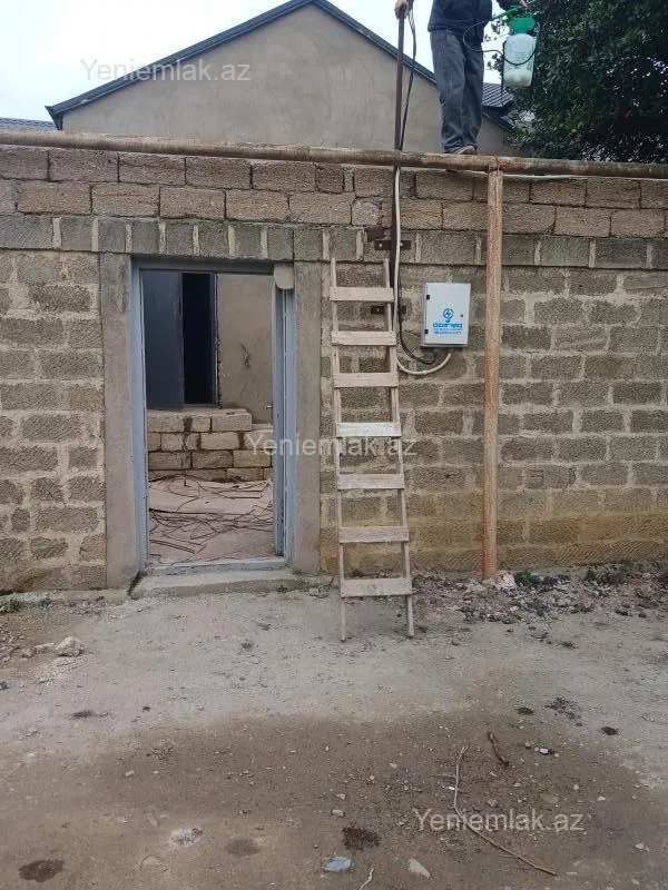 Satılır 3 otaqlı həyət evi 80 m²