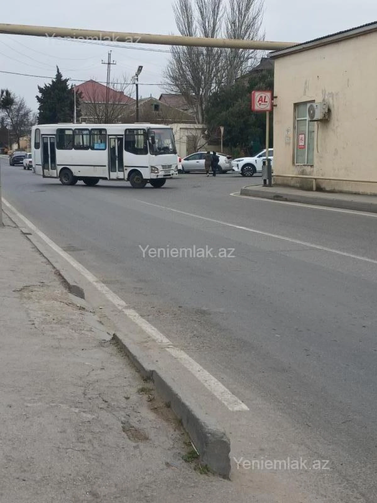 Satılır 3 otaqlı həyət evi 80 m²