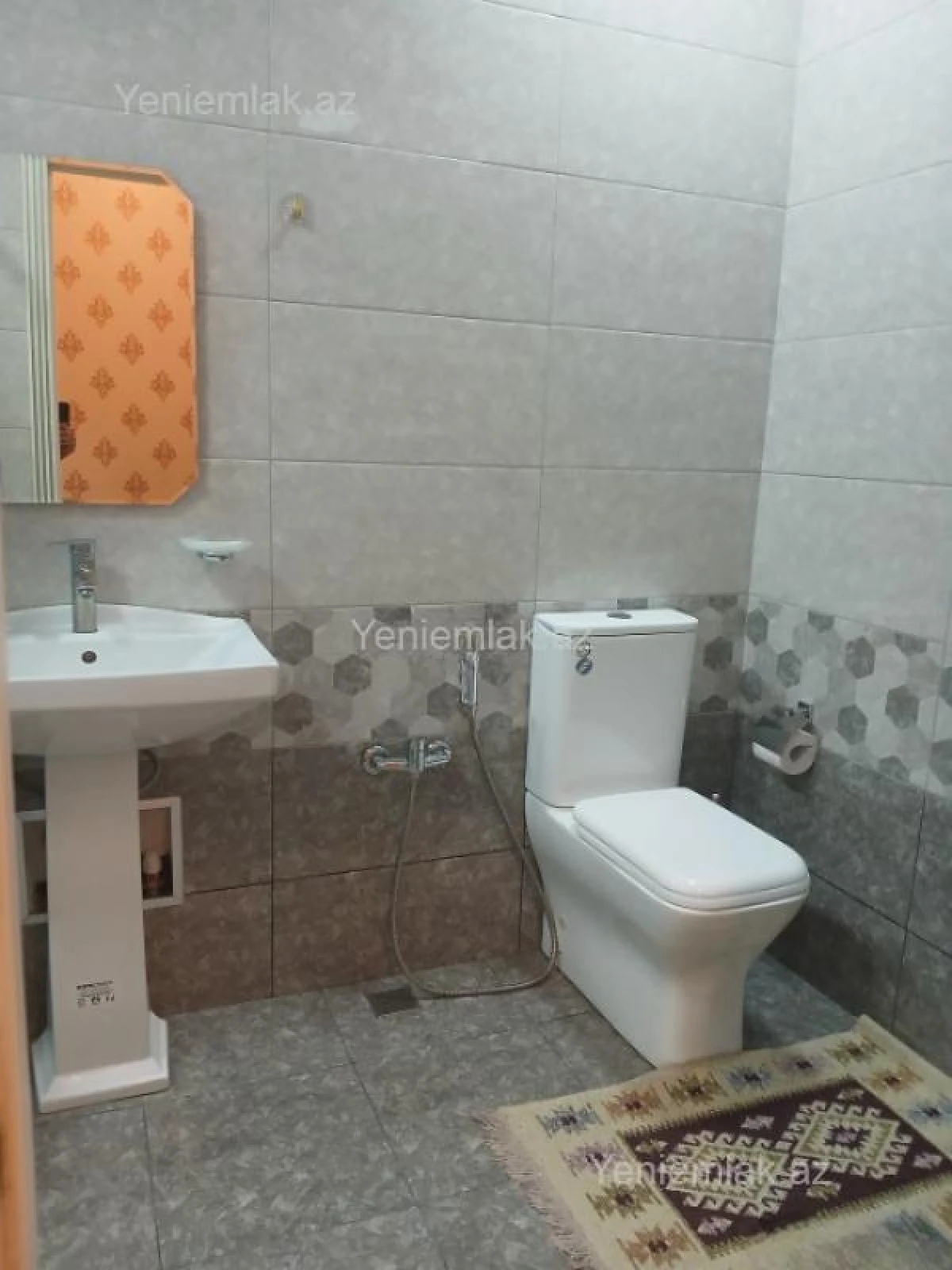 Satılır 3 otaqlı yeni tikili 70 m²