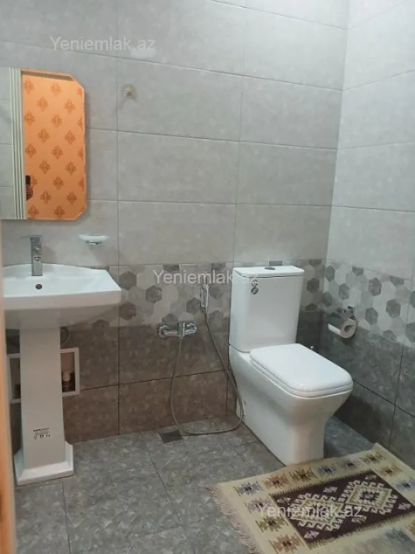 Satılır 3 otaqlı yeni tikili 70 m²