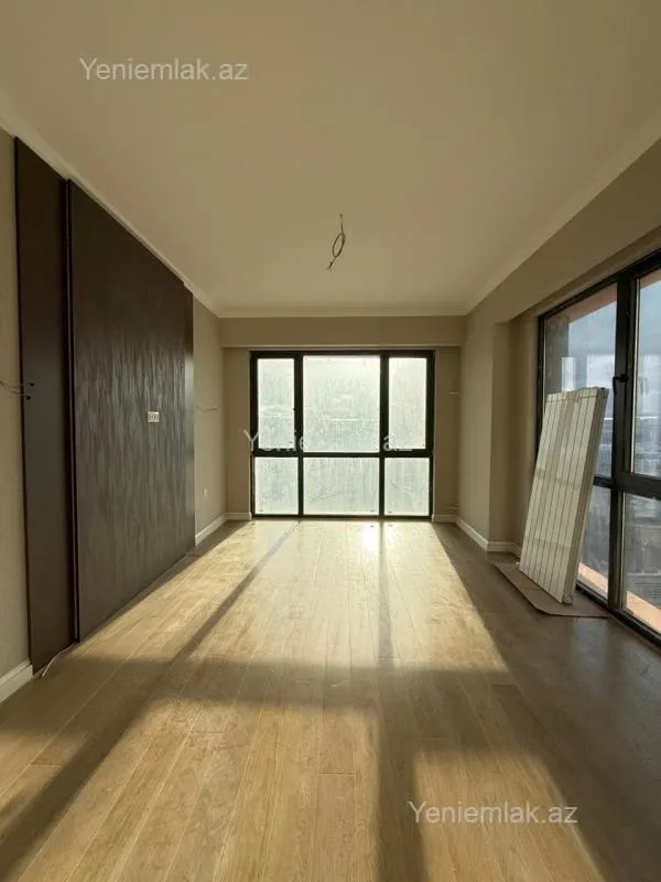 Satılır 3 otaqlı yeni tikili 84.3 m²