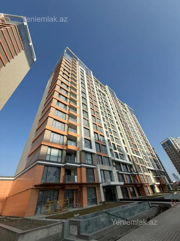 Satılır 3 otaqlı yeni tikili 84.3 m²