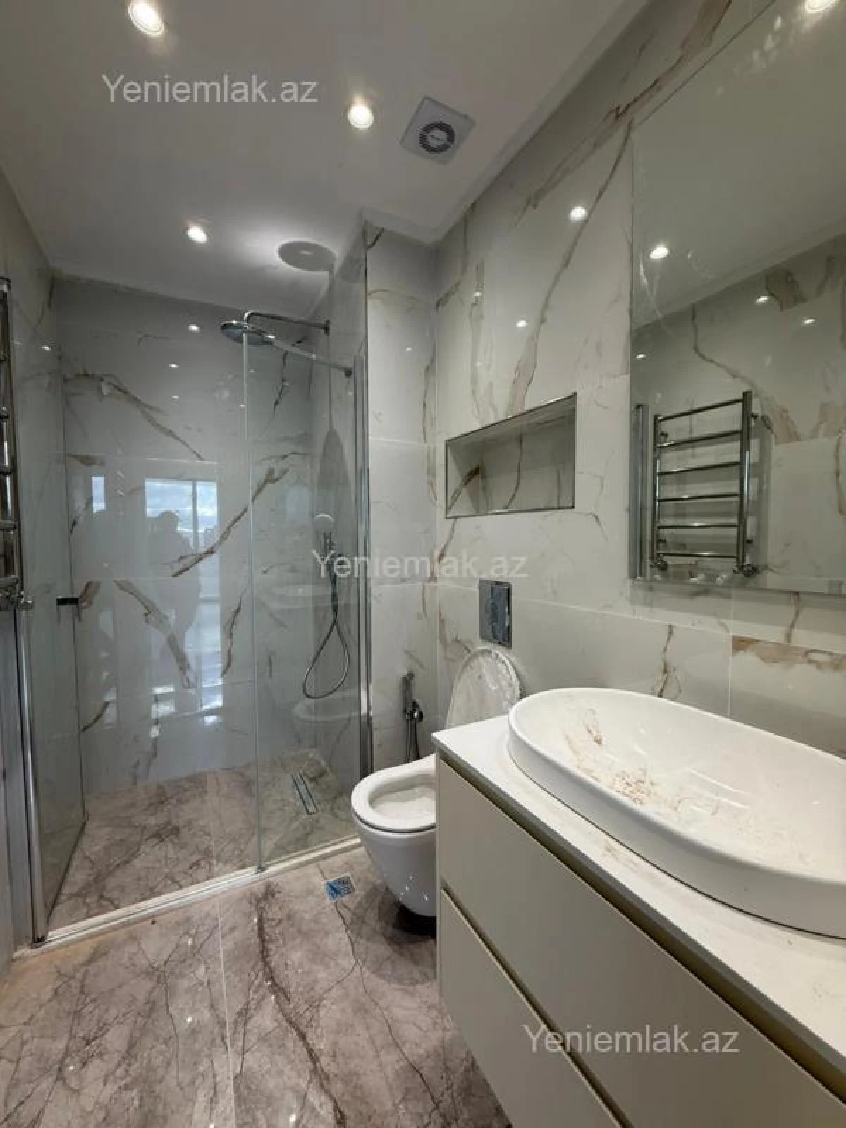 Satılır 3 otaqlı yeni tikili 84.3 m²