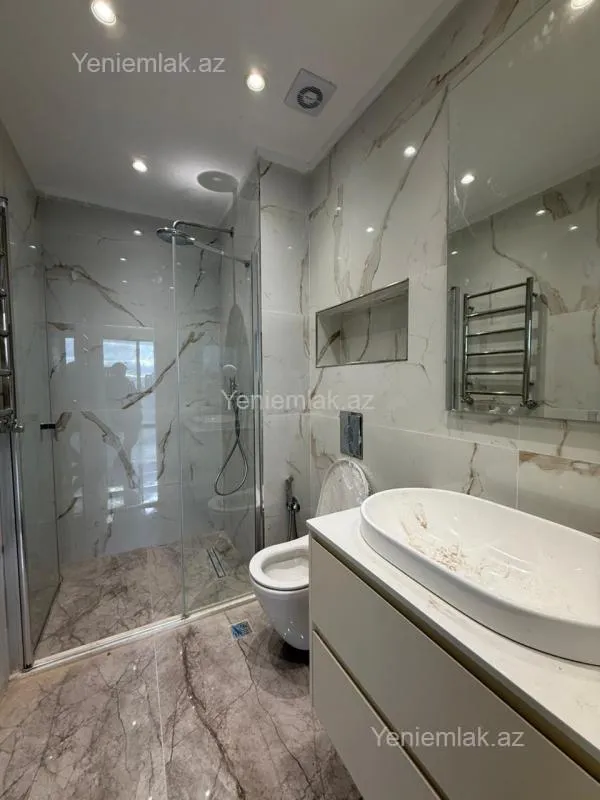 Satılır 3 otaqlı yeni tikili 84.3 m²