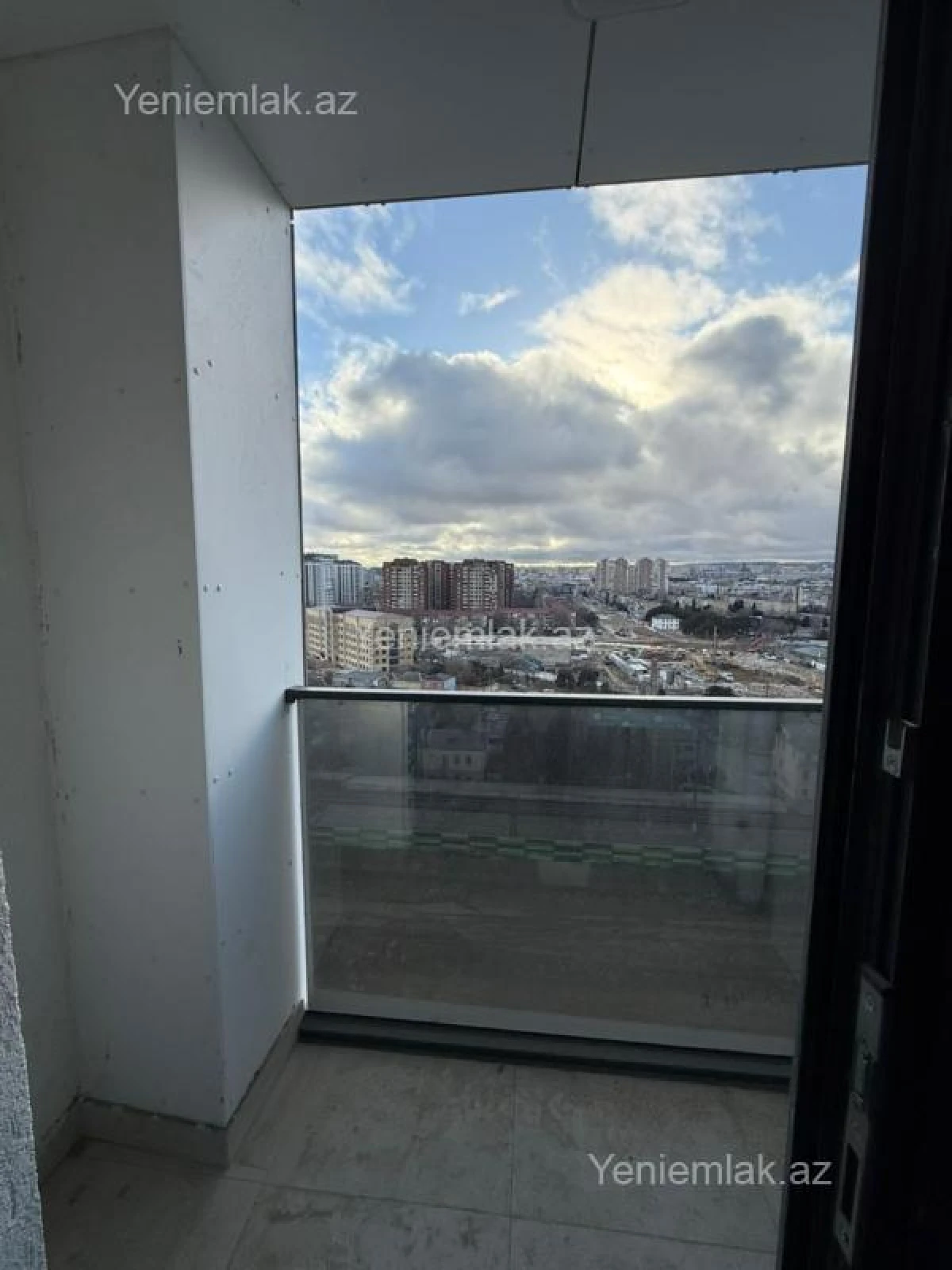Satılır 3 otaqlı yeni tikili 84.3 m²