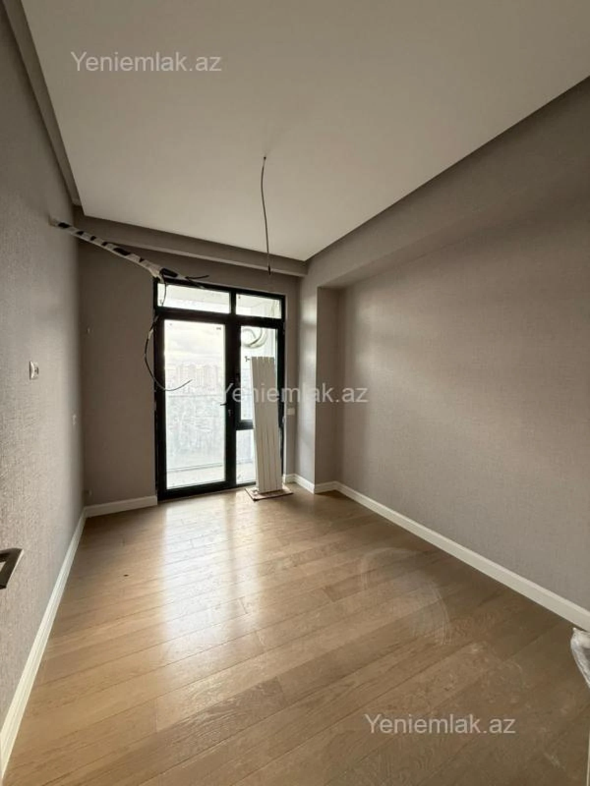 Satılır 3 otaqlı yeni tikili 84.3 m²