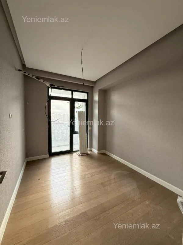 Satılır 3 otaqlı yeni tikili 84.3 m²
