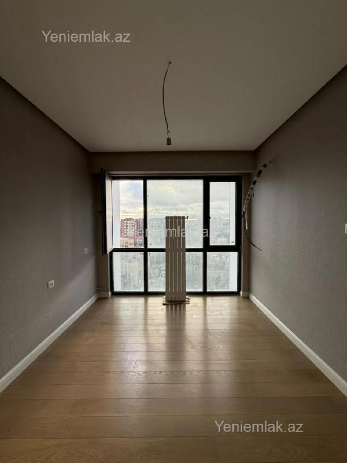 Satılır 3 otaqlı yeni tikili 84.3 m²